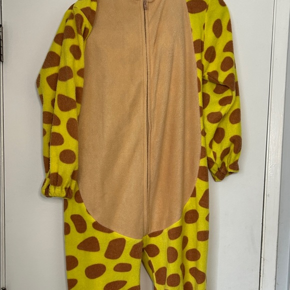 Giraffe Print Onesie Pajamas Halloween Costume - Picture 1 of 13